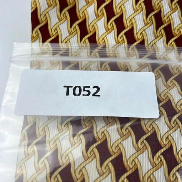 Vintage Aquascutum of London 100% Silk Cravat Tie - Picture 6 of 6